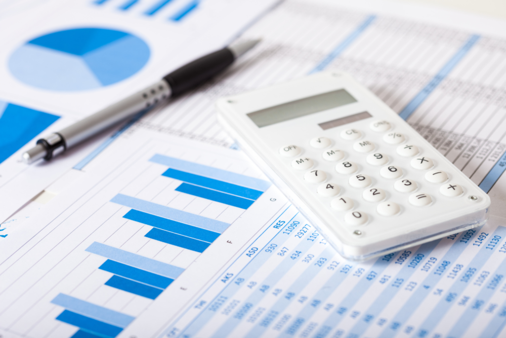 何人来れば元が取れる？回収ラインをシミュレーション